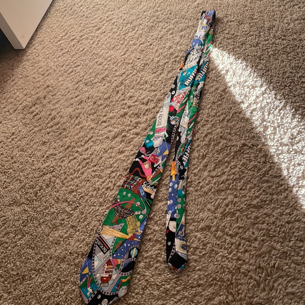 Vintage tie with colorful golf pattern